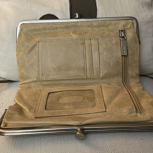 Hobo Wallet - Picture 3 of 12